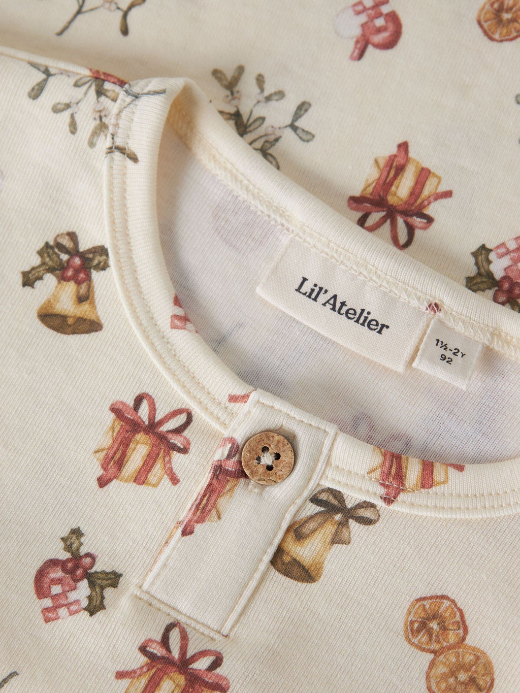Lil’ Atelier Layo Git langermet pysjamassett – Turtledove · OLD CHRISTMAS