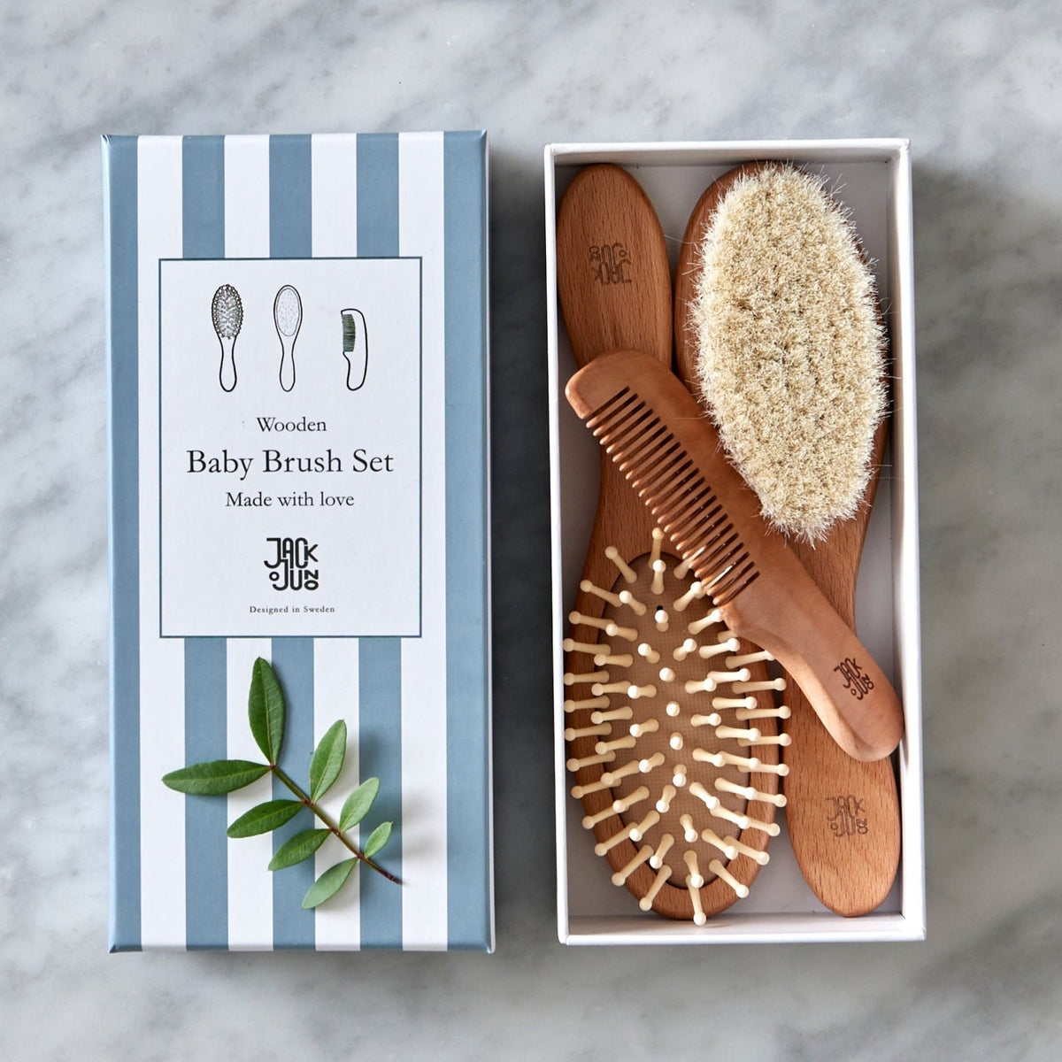 Jack o Juno Wooden Baby Hairbrush Set