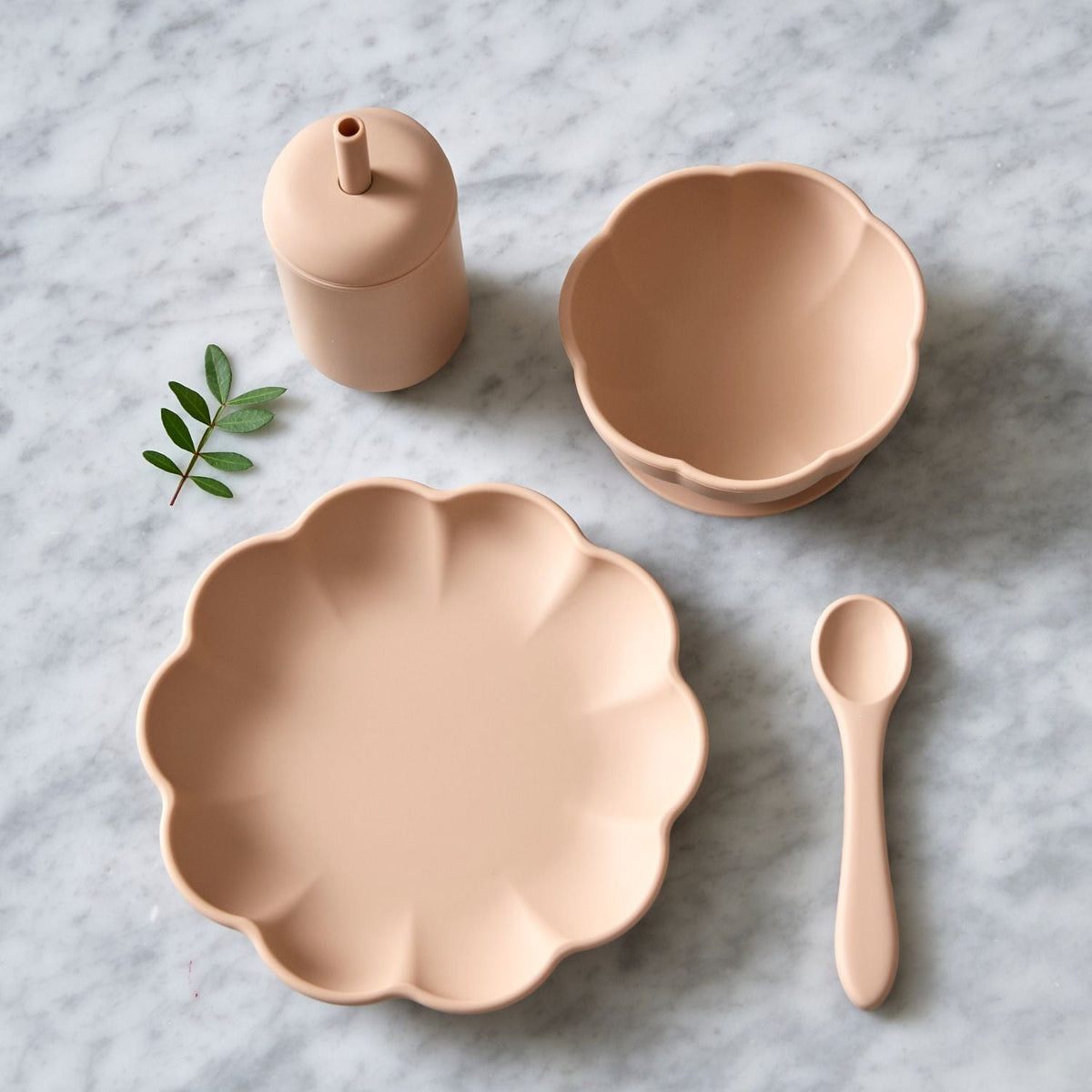Jack o Juno Little Poppy Dining Set – Oatmeal