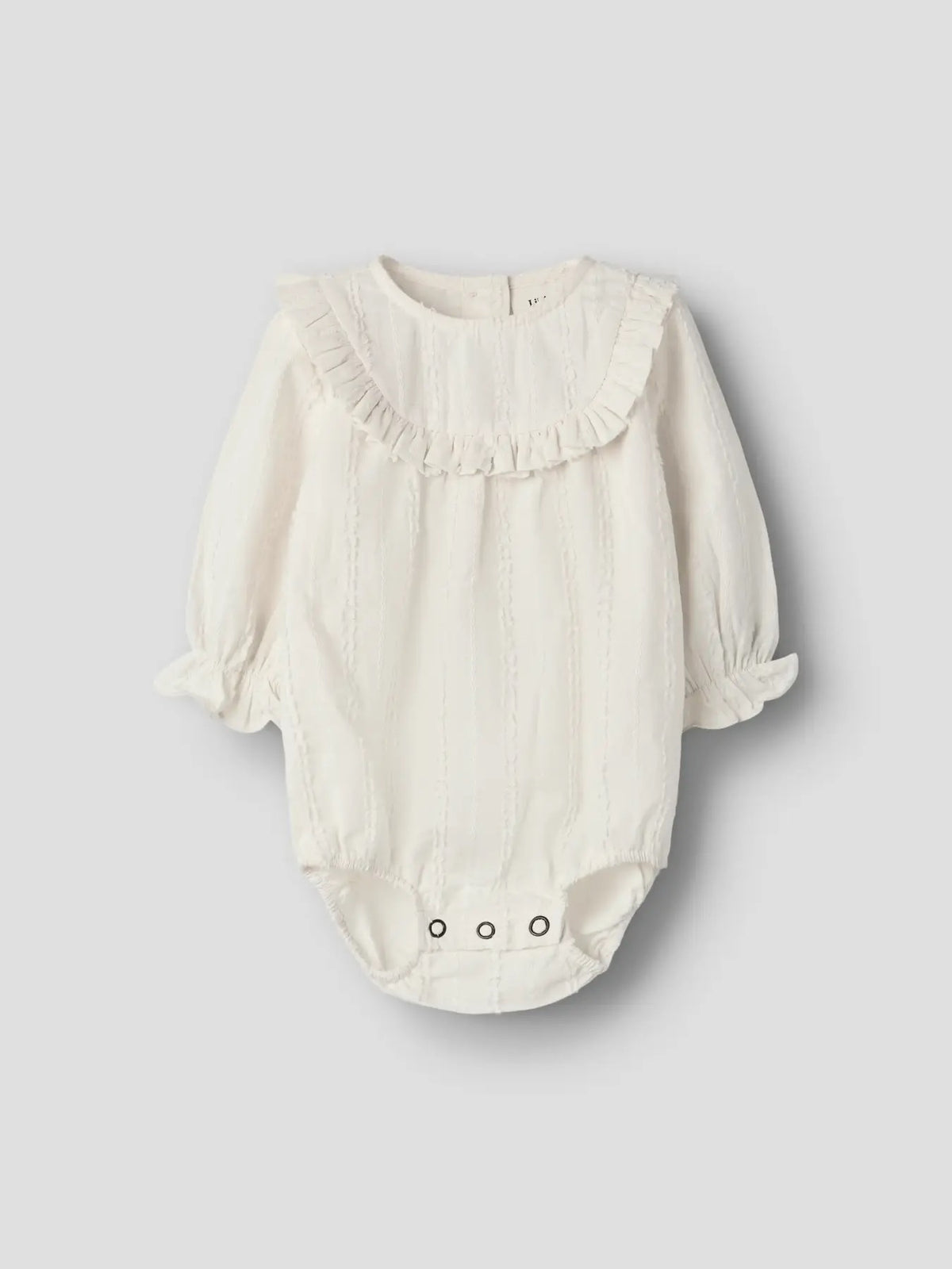 Lil’ Atelier Frosea Fik langermet romper i Turtledove med volanger, sett forfra